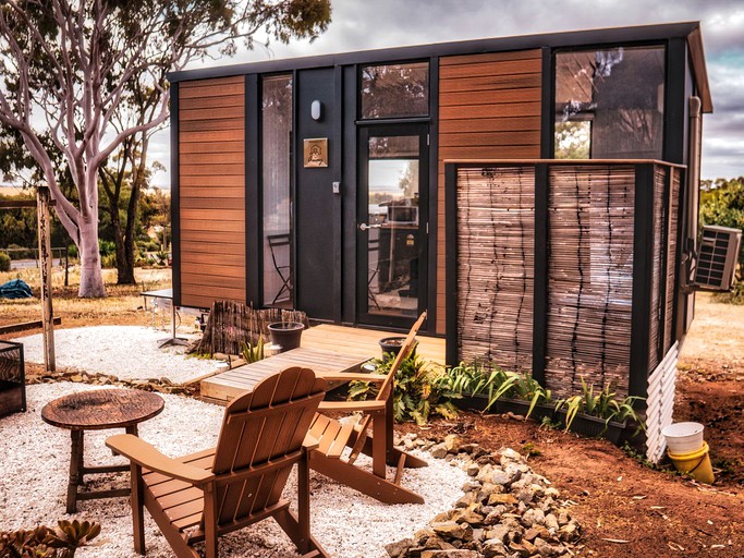 The Courtyard, Tiny Houses, Palmer, Australia | Glamping Hub