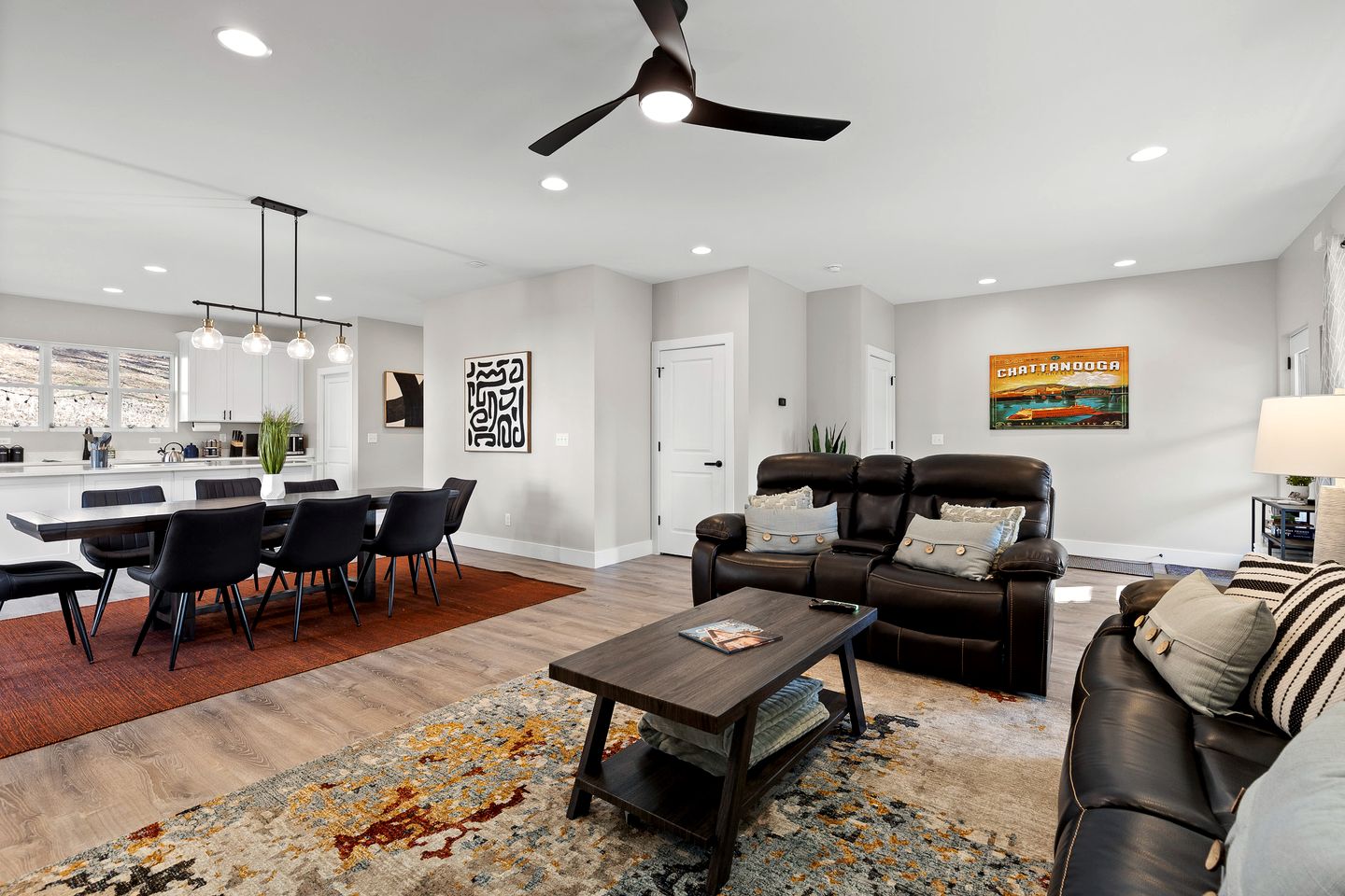 Modern Trio of Cottages Perfect for Large Family Groups in Chickamauga, Georgia