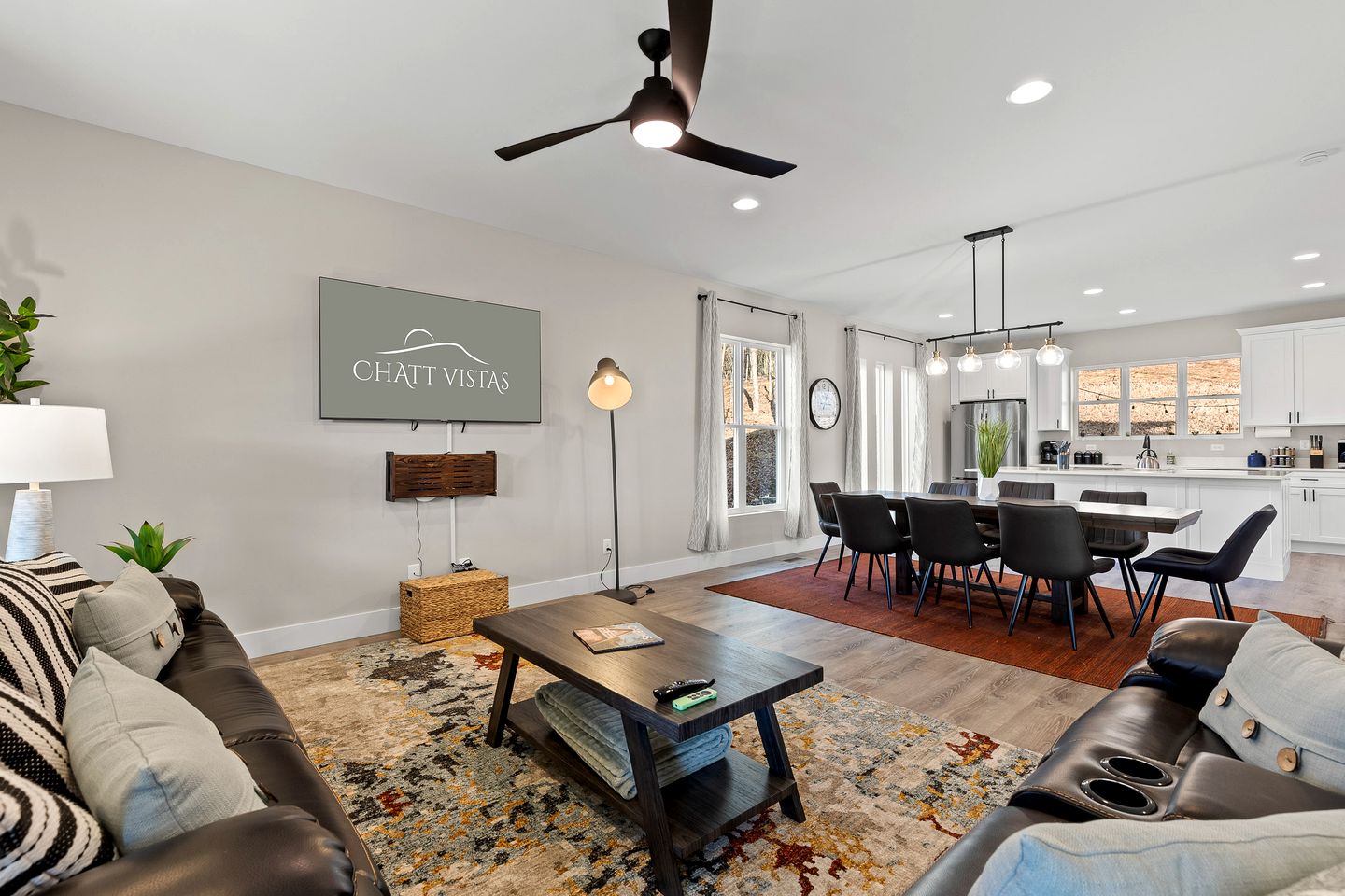Modern Trio of Cottages Perfect for Large Family Groups in Chickamauga, Georgia
