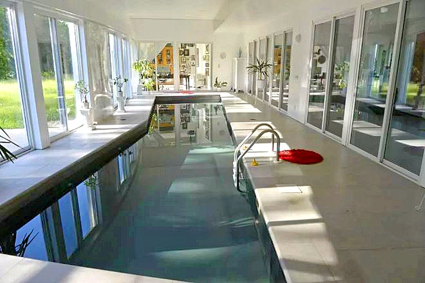 Fabulous Retreat with an Indoor Pool and Sauna for a Luxury Getaway in Champaign, Illinois