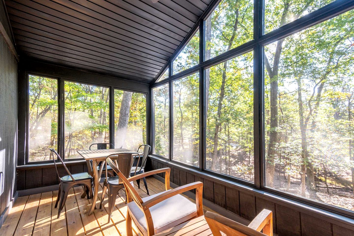 Modern Forest Cabin with Hot Tub, Screened Porch & Resort Access Near Hedgesville, WV