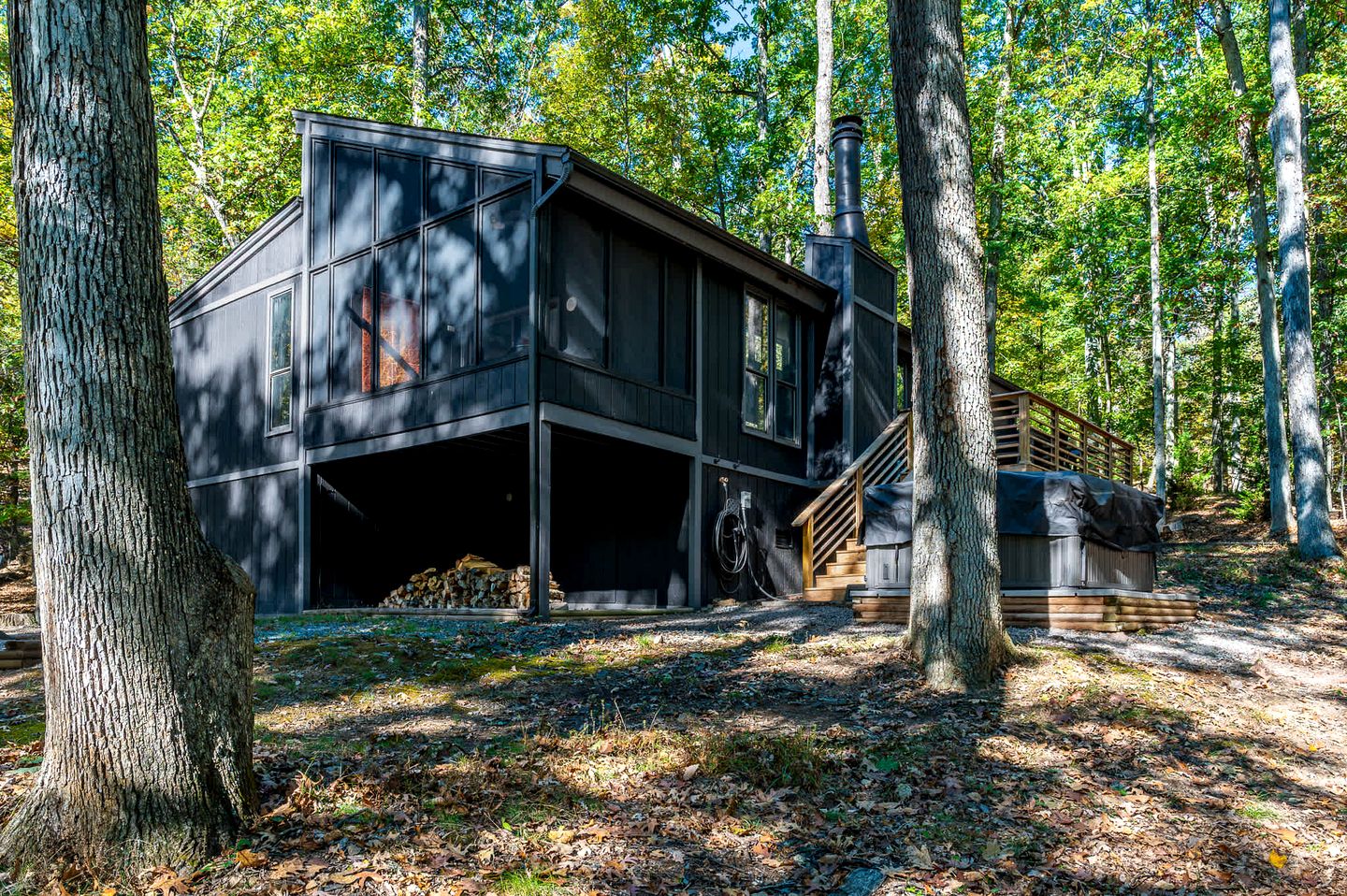Modern Forest Cabin with Hot Tub, Screened Porch & Resort Access Near Hedgesville, WV