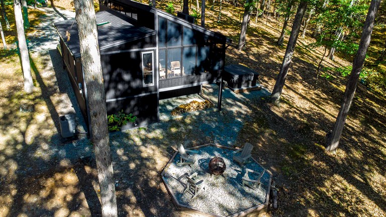 Cabins (United States of America, Hedgesville, West Virginia)