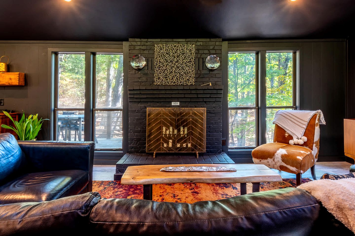 Modern Forest Cabin with Hot Tub, Screened Porch & Resort Access Near Hedgesville, WV