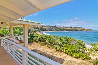 Gorgeous Beach Villa with Amazing Ocean Views in Moloa'a Bay, Hawaii - Photo 2