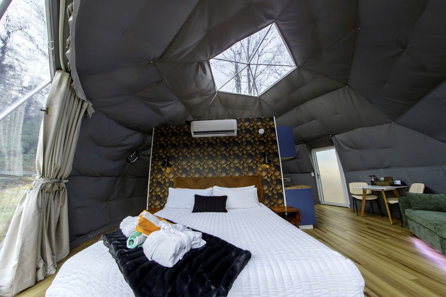 Luxury Wellness Dome with Private Sauna, Hot Tub & Cold Plunge Near Pisgah National Forest | Balsam Grove, North Carolina