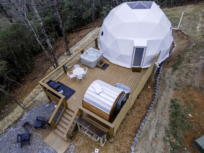 Domes (United States of America, Balsam Grove, North Carolina)