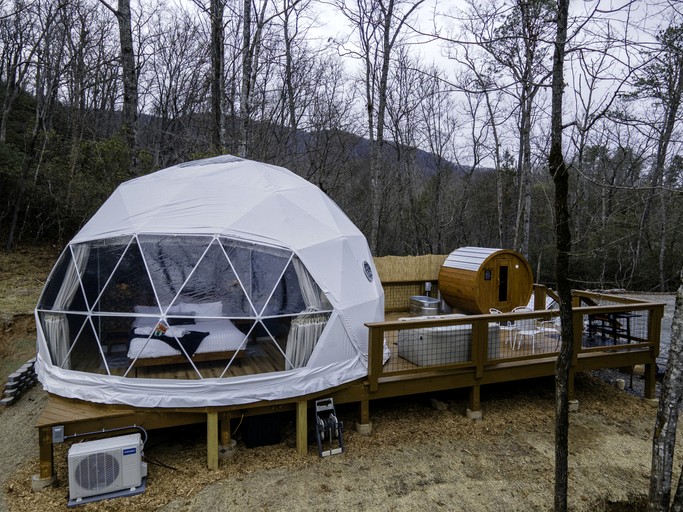 Domes (United States of America, Balsam Grove, North Carolina)
