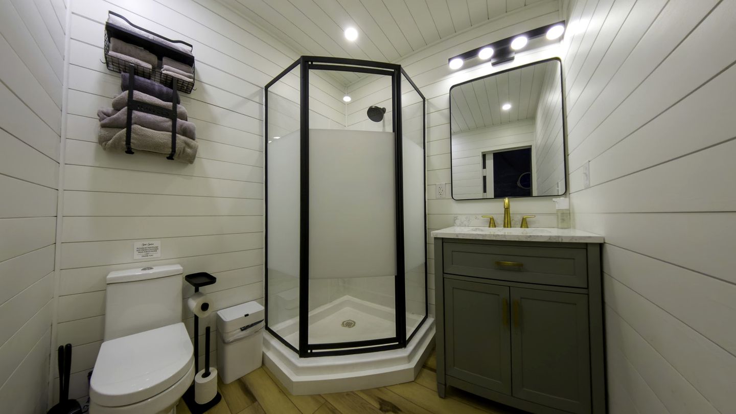 Luxury Wellness Dome with Private Sauna, Hot Tub & Cold Plunge Near Pisgah National Forest | Balsam Grove, North Carolina