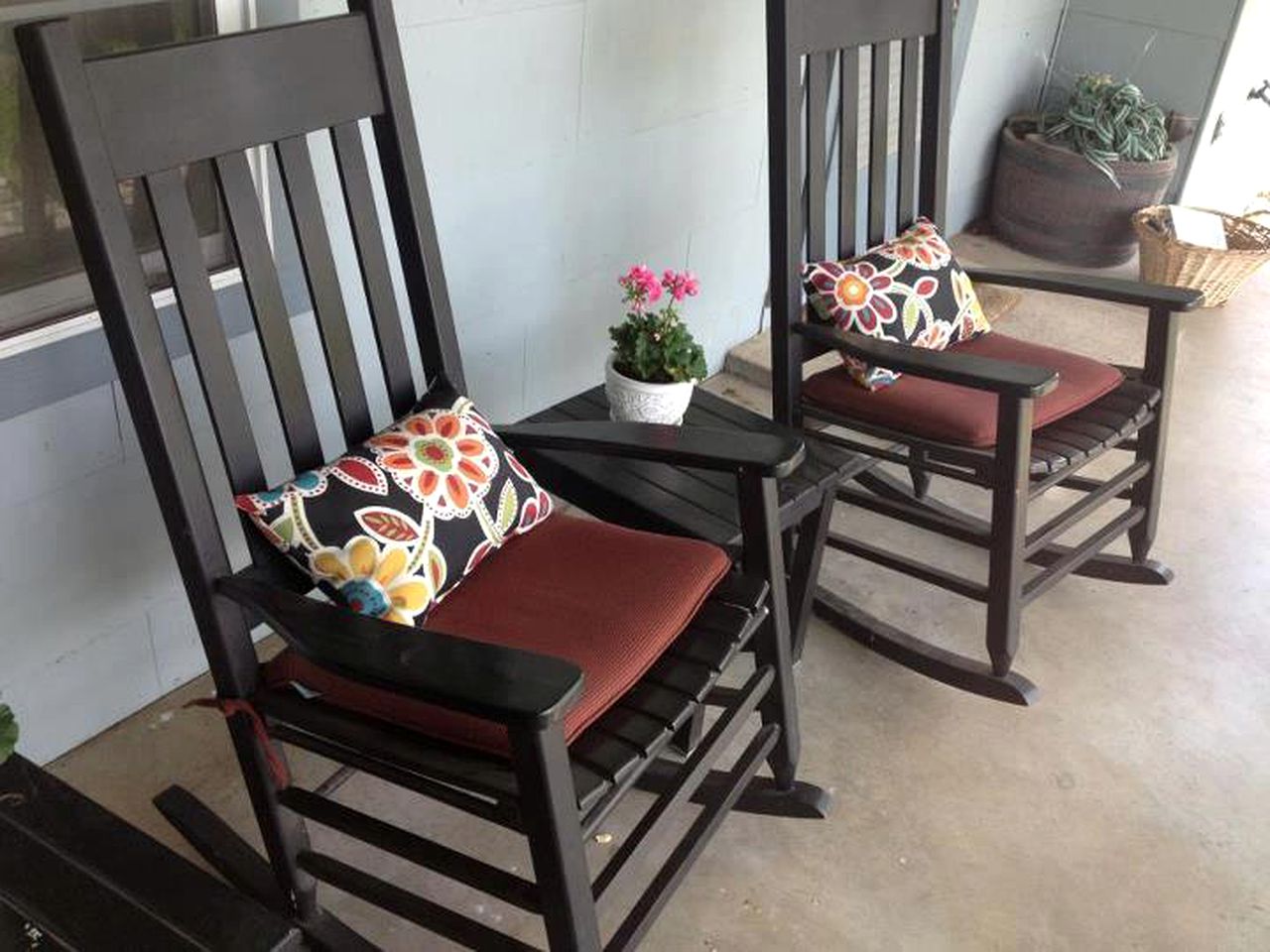 Refreshing Cottage Suite Ideal for Wine Weekend Getaway in Fredericksburg, Texas