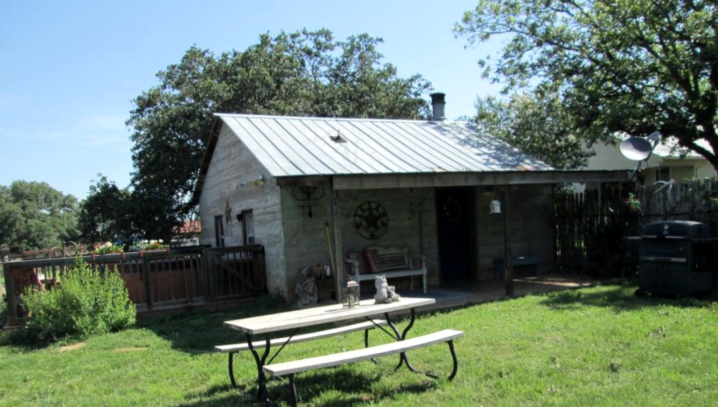 Romantic Rustic Cabin with Hot Tub on Working Ranch in Fredericksburg, Texas