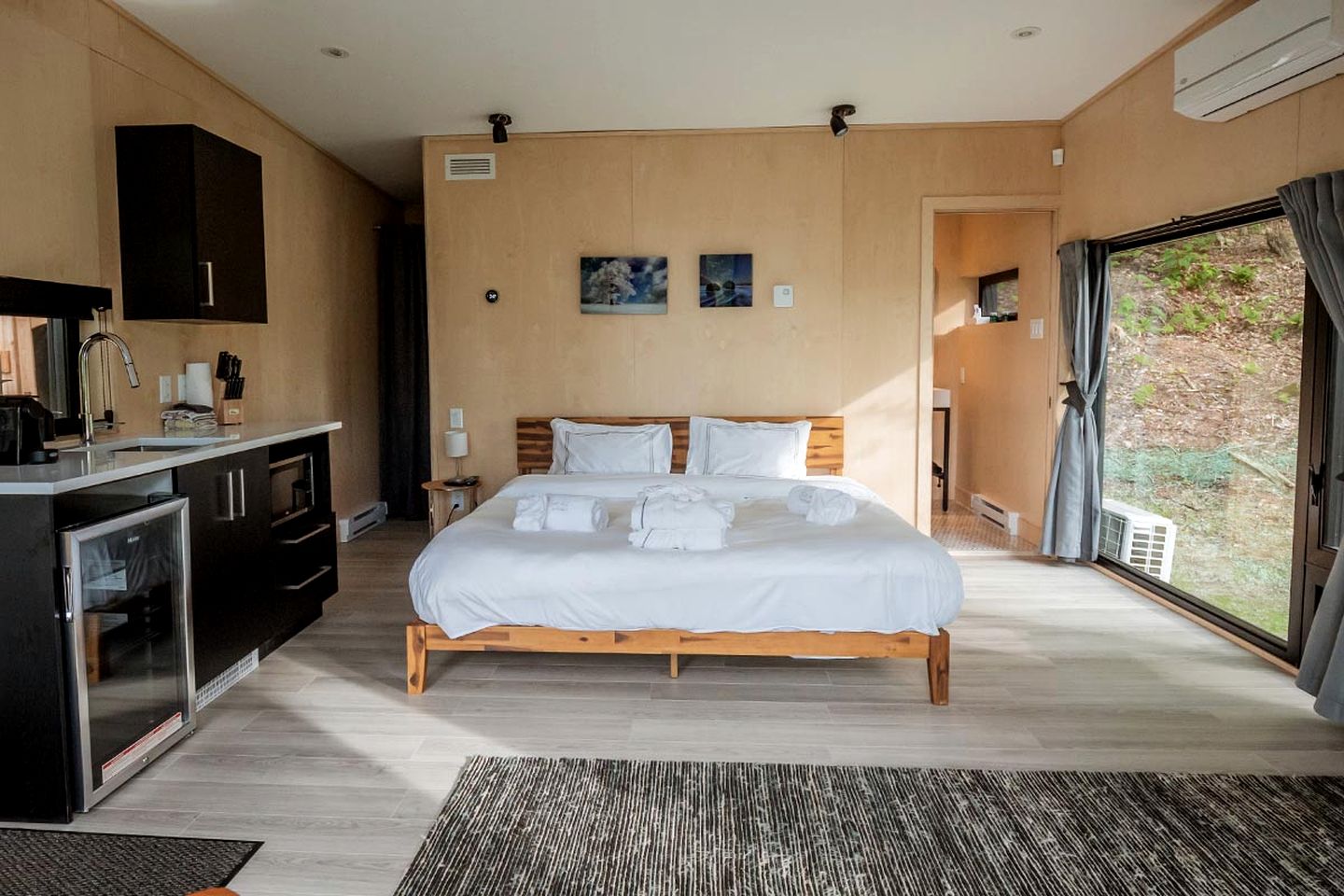 Mont Tremblant Glamping in a Tiny Home with Luxury Amenities