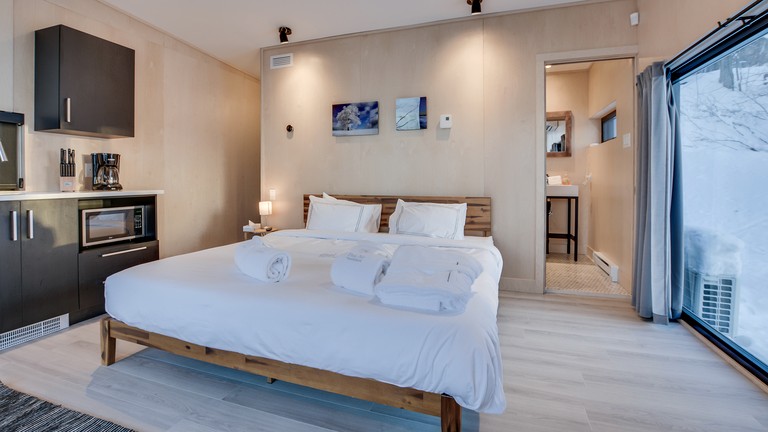 Pods (Canada, Mont Tremblant, Quebec)