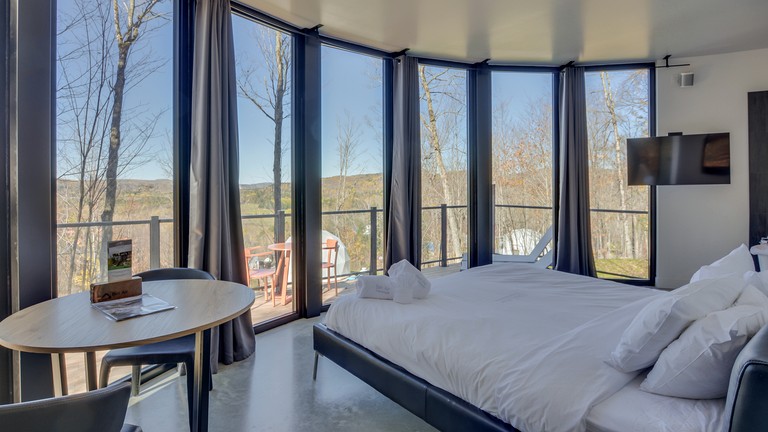 Pods (Canada, Mont Tremblant, Quebec)