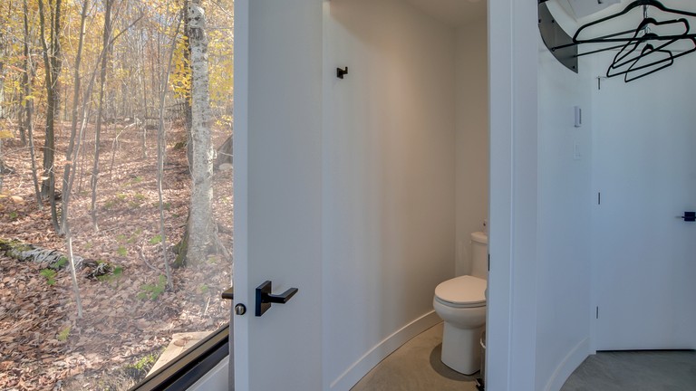 Pods (Canada, Mont Tremblant, Quebec)