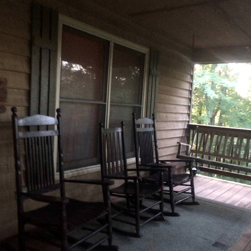 Cabins (Dahlonega, Georgia, United States)