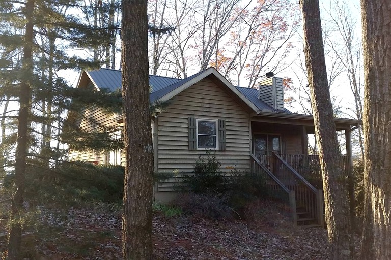 Cabins (Dahlonega, Georgia, United States)