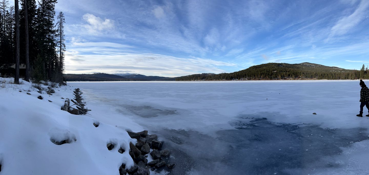 Wilderness Retreat in Montana: Luxurious Mountain Glamping Experience on Lake McGregor