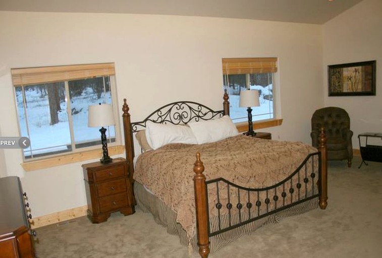 Cabins (Hamilton, Montana, United States)