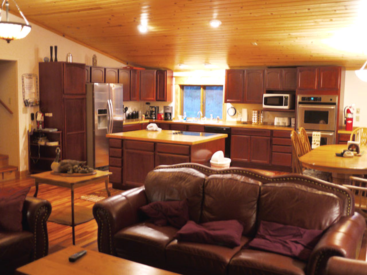 Secluded Lodge Rental for Large Groups in Lewis and Clark National Forest, Montana
