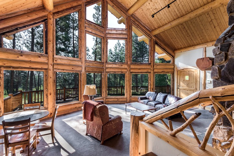 Family-Friendly Cabin Rental near Hamilton, Montana | Cabins (Hamilton, Montana, United States of America)