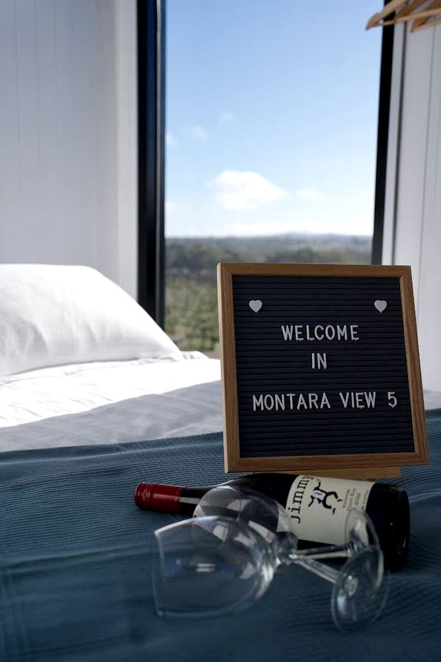 Delightful Tiny House with Stunning Views in Ararat, Victoria