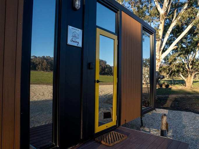 Tiny Houses (Australia, Warrenmang, Victoria)