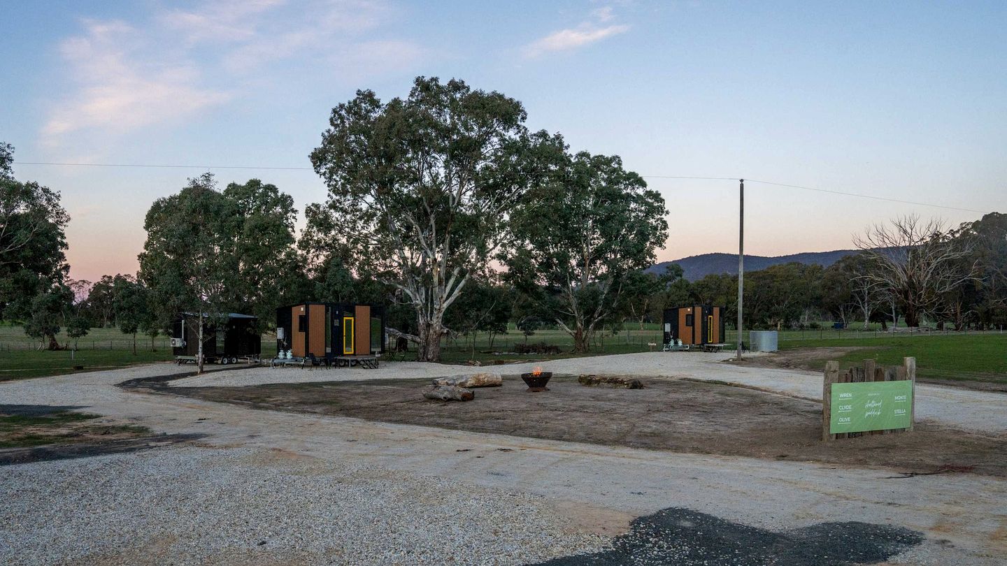 Peaceful Farm Stay Tiny House with Vineyard Views near Avoca, Warrenmang Victoria