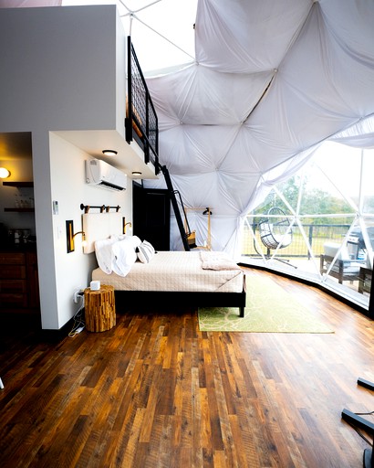 Domes (United States of America, Cedar Bluff, Alabama)