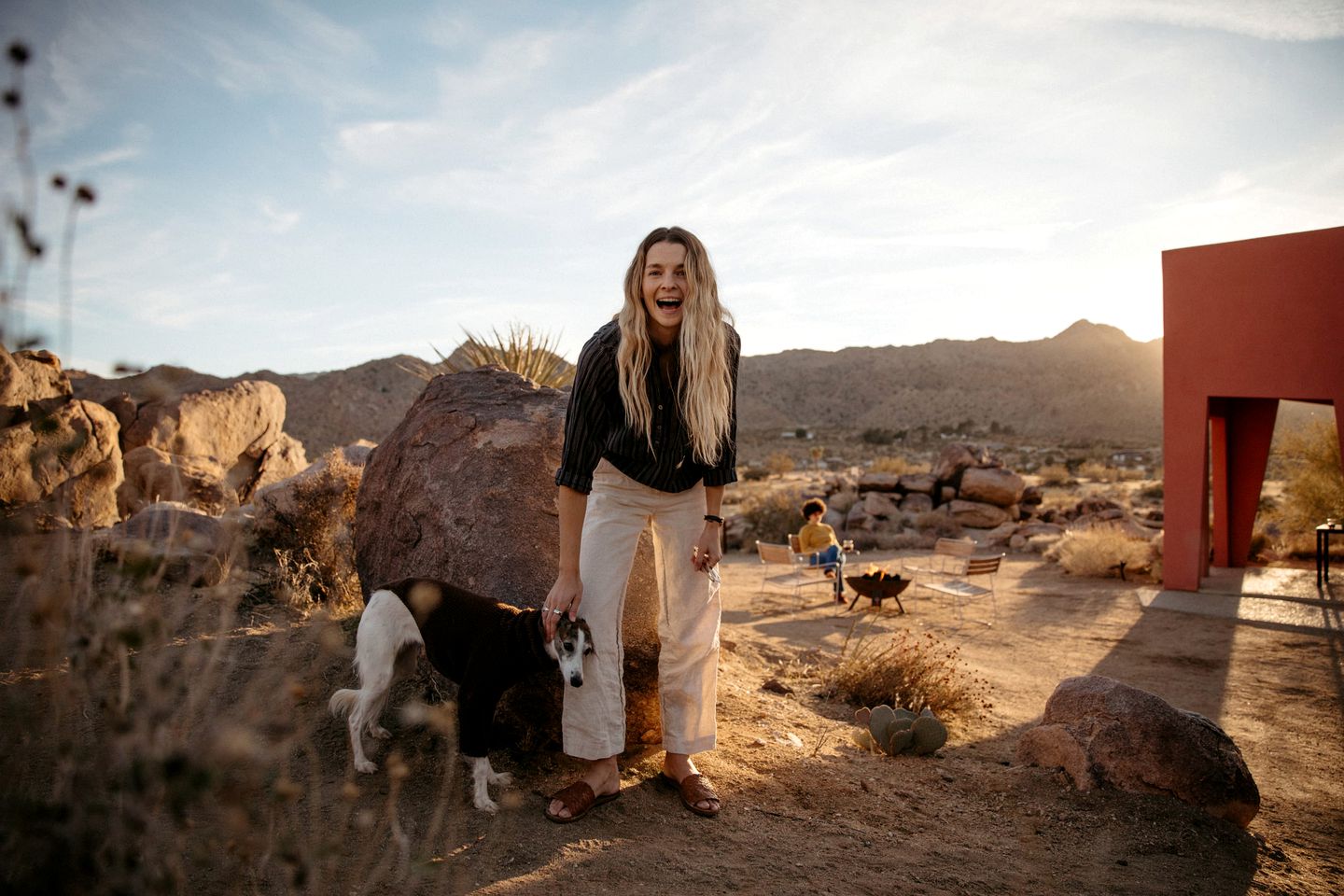 Amazing Colorful Designer Rental with Barbecue and Hot-tub in Joshua Tree, California