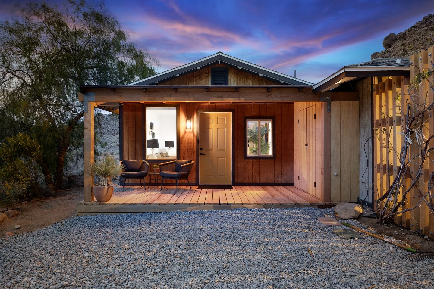 Incredible Vacation Rental with Hot-tub, Fire Pit and Great Sights in Joshua Tree, California