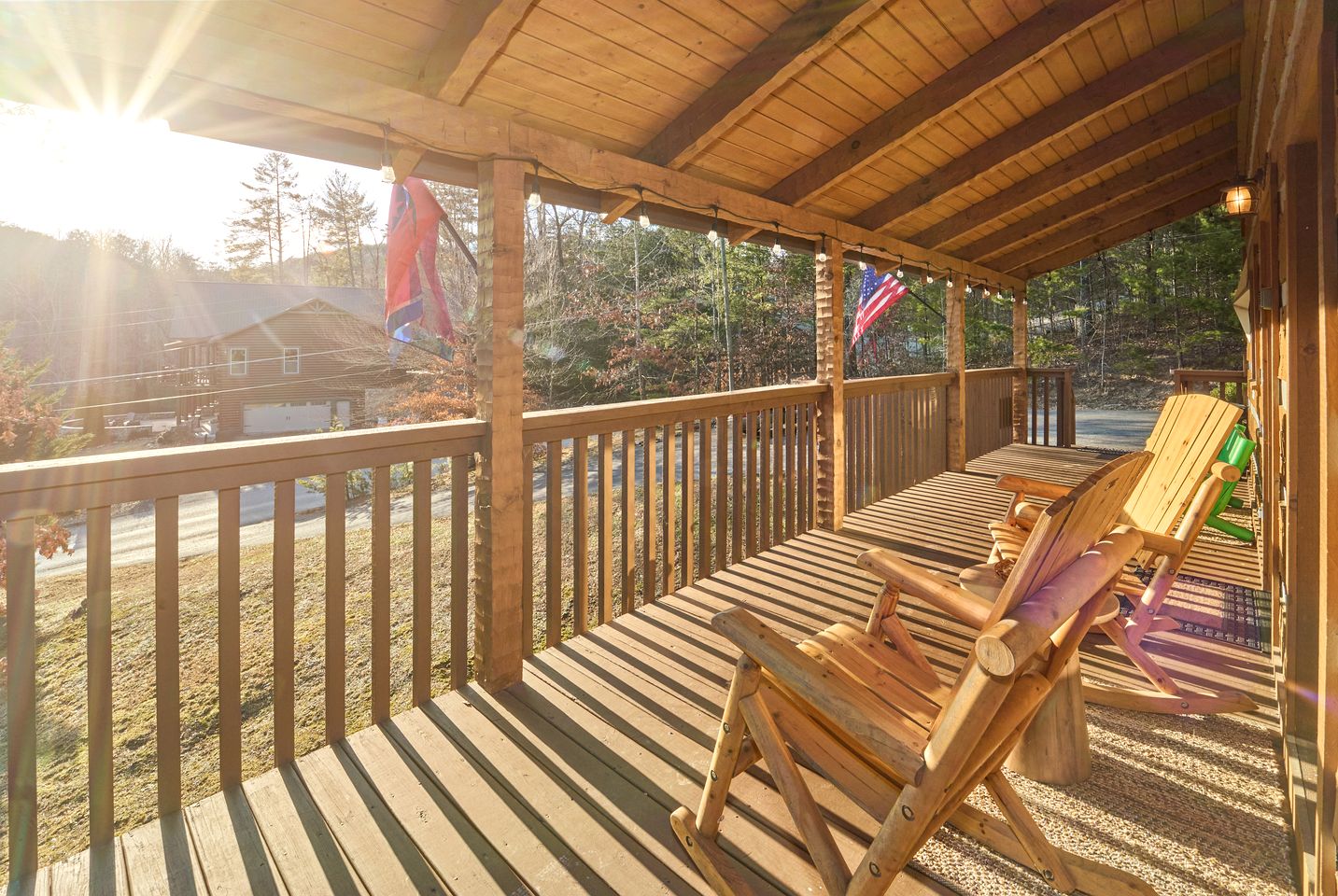 Cozy Cabin with Hot Tub and Pool Table in Pigeon Forge, Tennessee