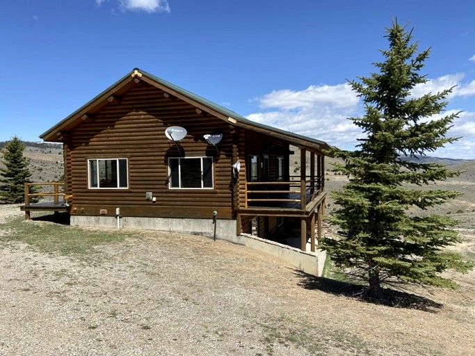 Cabins (United States of America, Ennis, Montana)