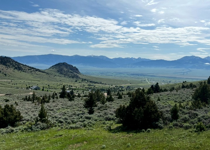 Cabins (United States of America, Ennis, Montana)