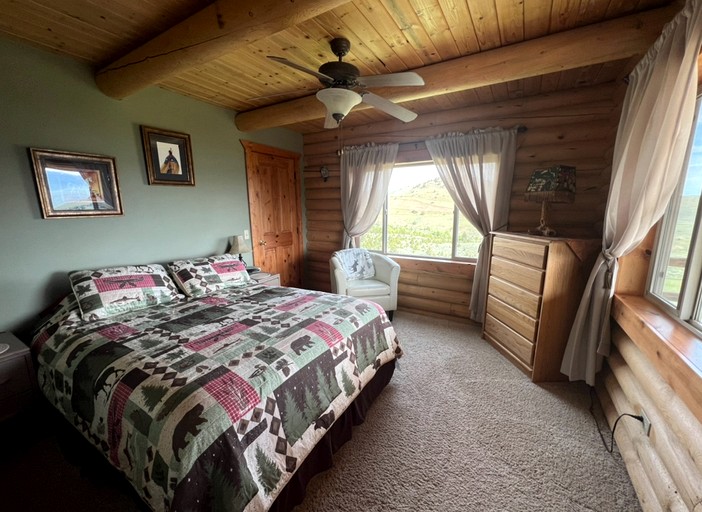 Cabins (United States of America, Ennis, Montana)