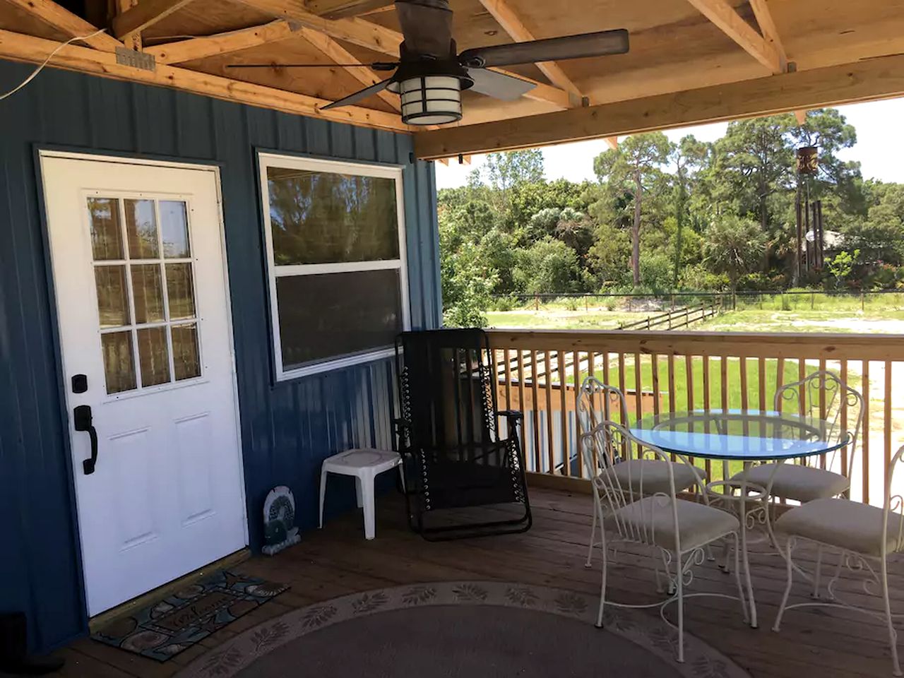 Picturesque Family-Friendly Cabin Rental for a Vacation by the Ocean on Pine Island, Florida