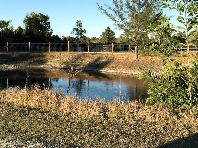 Cabins (Saint James City, Florida, United States)