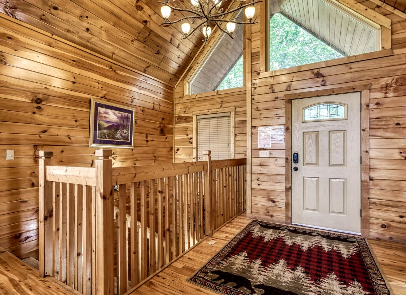 Fantastic Cabin with Hot-tub in Gatlinburg, Tennessee