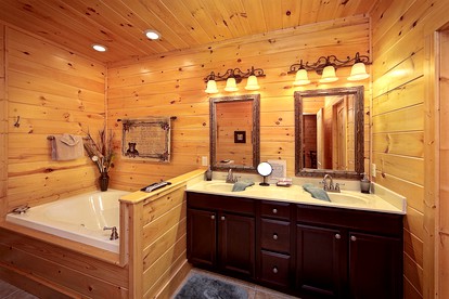 Romantic Gatlinburg Cabin Rental for a Vacation in Tennessee - Photo 3