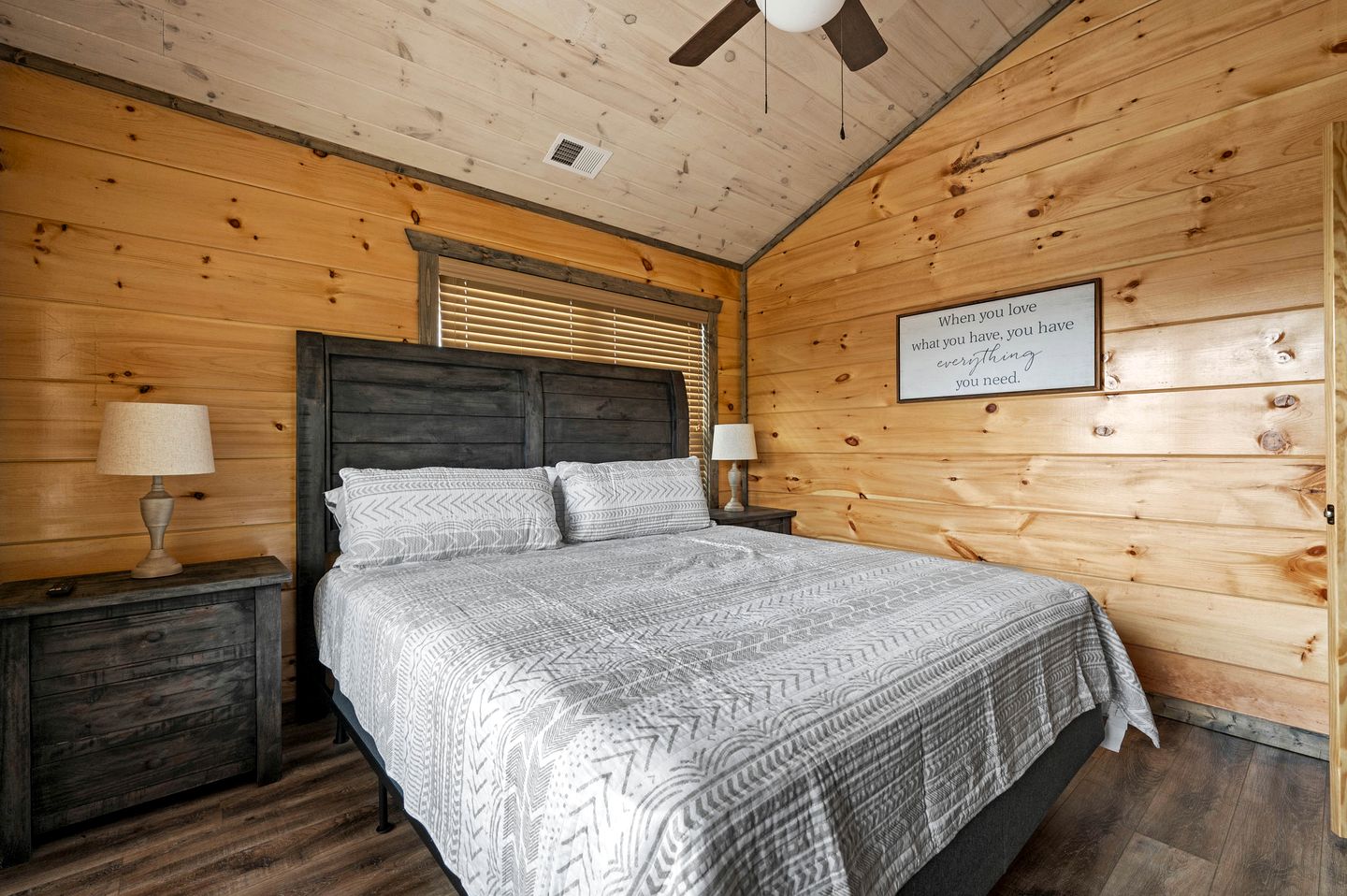 Charming Family Cabin • Hot Tub & Game Room • Near Dollywood in Sevierville, TN