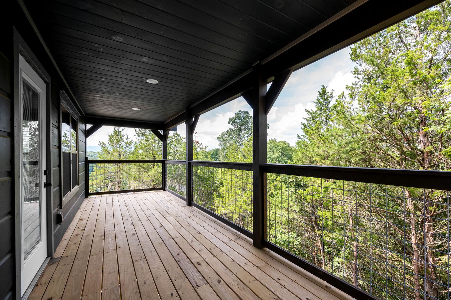 Charming Family Cabin • Hot Tub & Game Room • Near Dollywood in Sevierville, TN