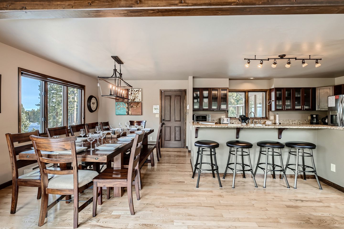 Majestic Mountain Ski Cottage with Panoramic Views of the Breckenridge Ski Area and the Epic Rocky Mountains, Colorado