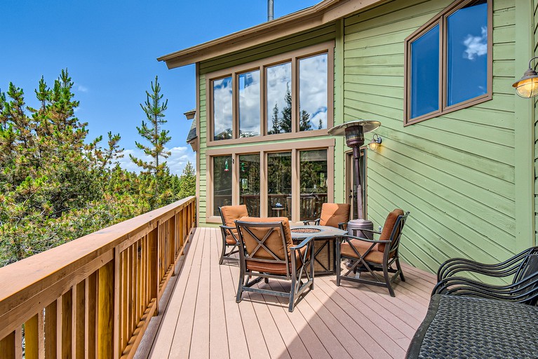 Floating Homes (United States of America, Breckenridge, Colorado)