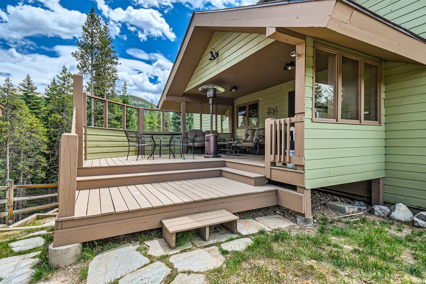 Majestic Mountain Ski Cottage with Panoramic Views of the Breckenridge Ski Area and the Epic Rocky Mountains, Colorado