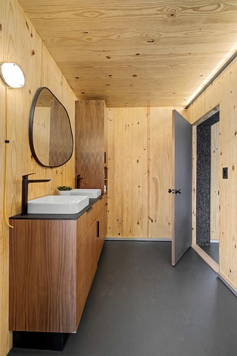 Cabins (United States of America, Tracy City, Tennessee)