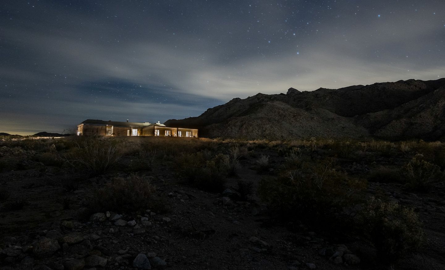 Elegant and Luxury Oasis in the Yucca Valley Desert, near Joshua Tree National Park