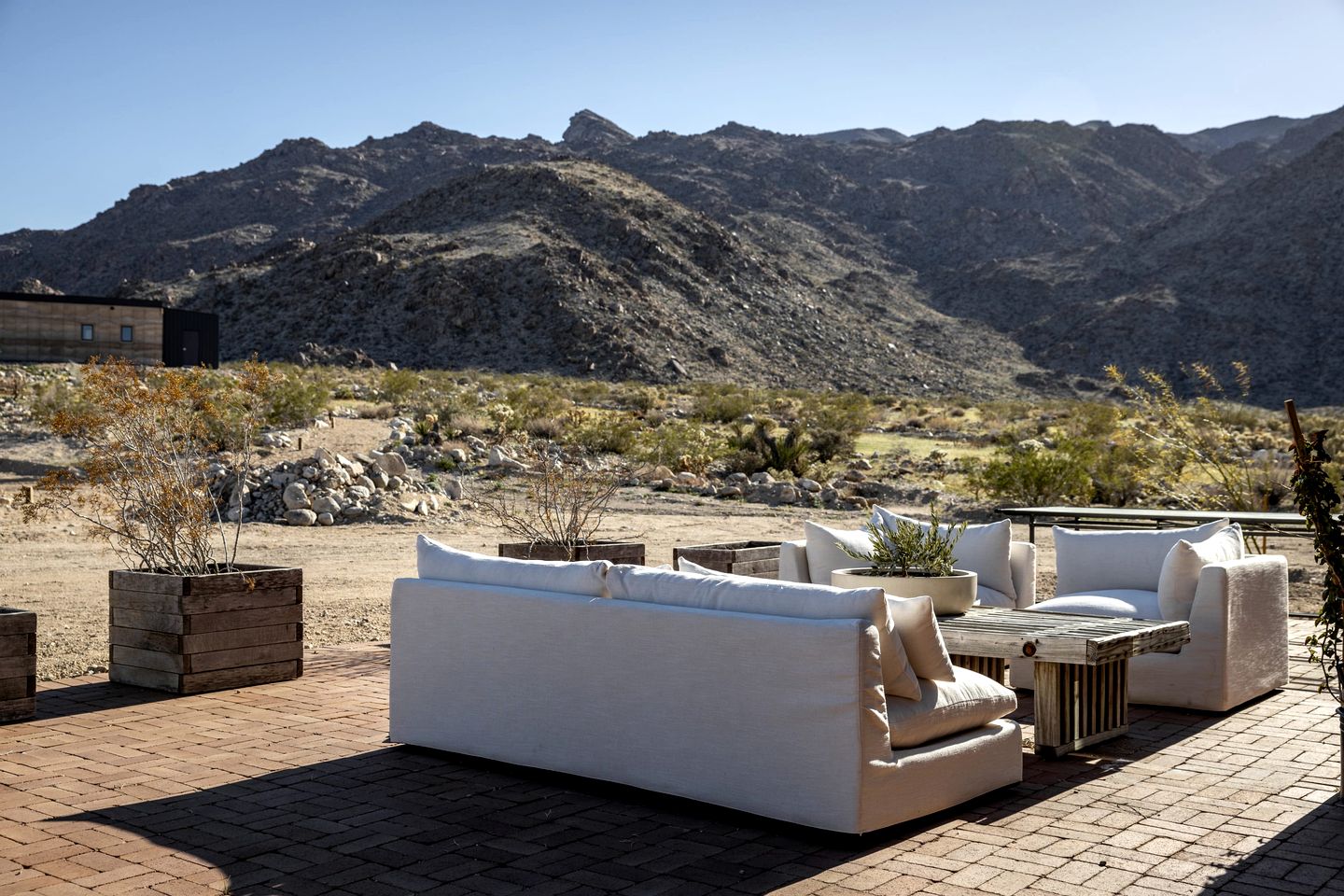 Elegant and Luxury Oasis in the Yucca Valley Desert, near Joshua Tree National Park