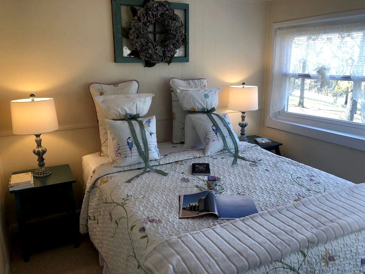 Equipped Cottage Ideal for Groups in Milo, New York