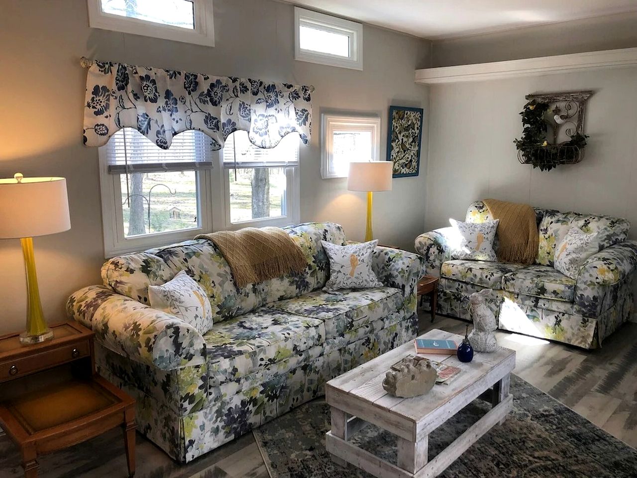 Equipped Cottage Ideal for Groups in Milo, New York