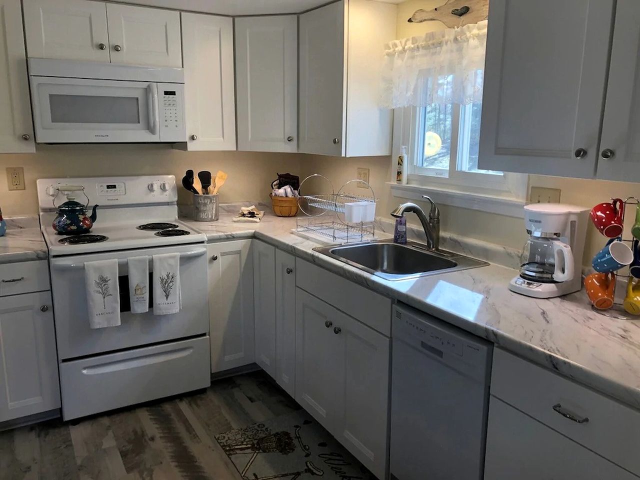 Equipped Cottage Ideal for Groups in Milo, New York